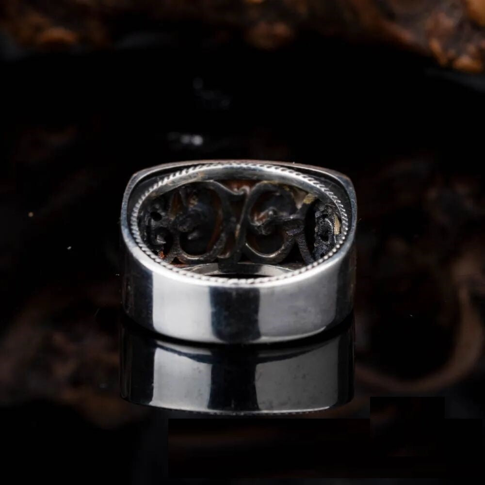 Elegant Cut Gray Carbon Silver Ring