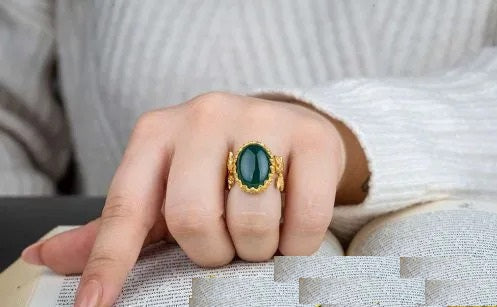 Green Aqeeq D Shape Hand Made Women Flower Ring