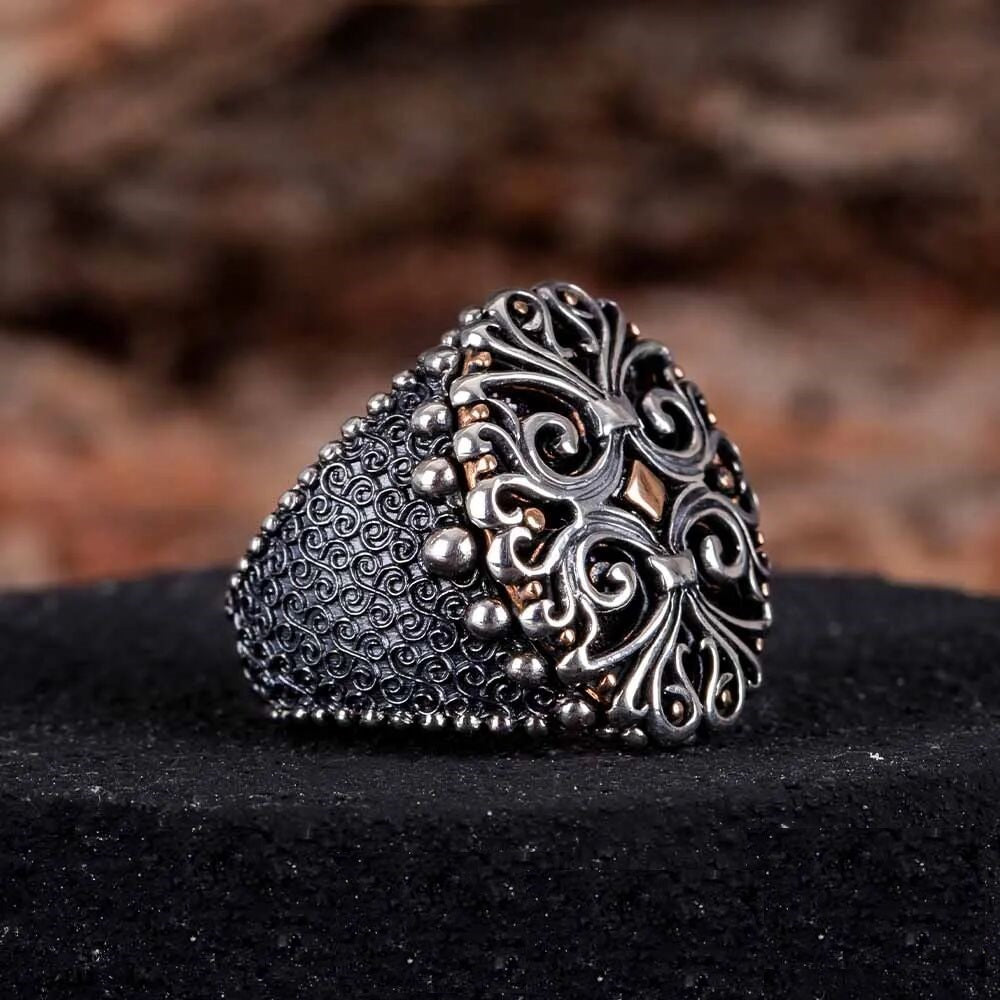 Exclusive Design Stoneless Silver Ring No3