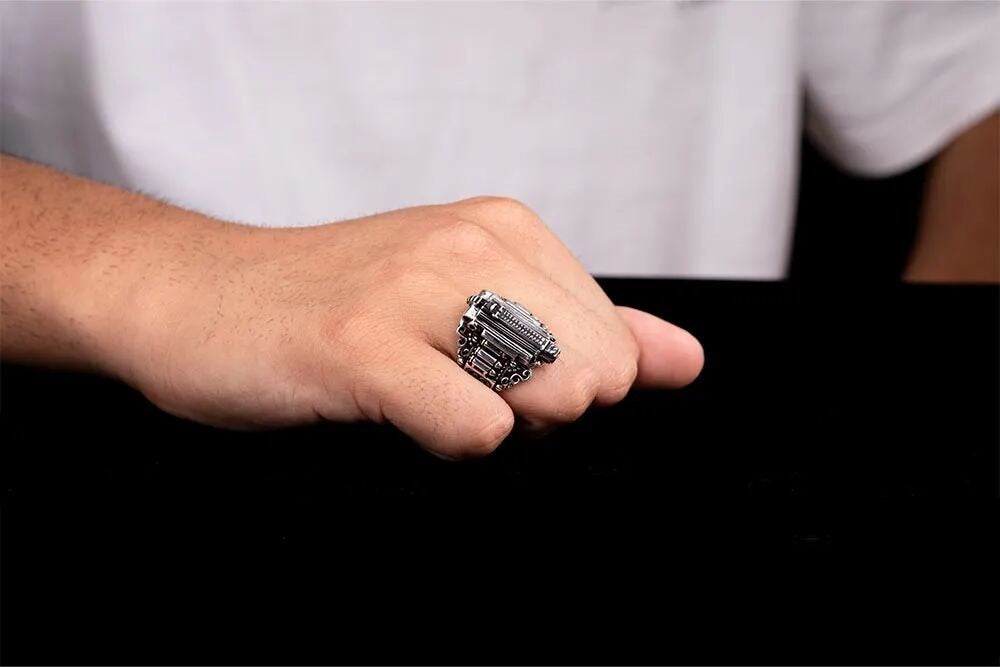 Gun Figure Exclusive Silver Ring
