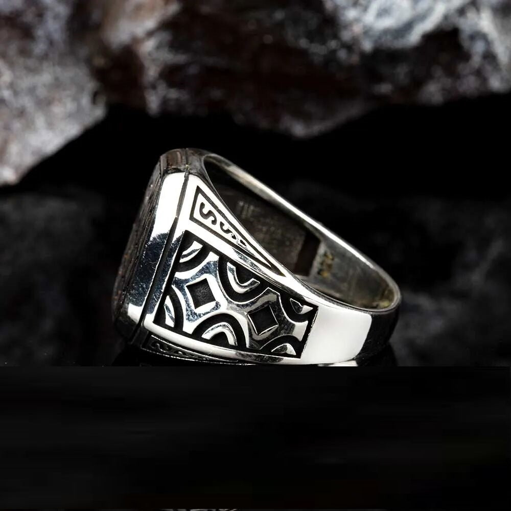 Stoneless Modern Design Silver Ring