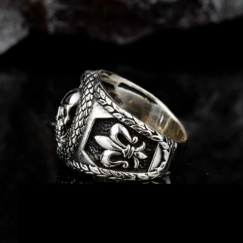 Stoneless Skull Oxidized Silver Ring