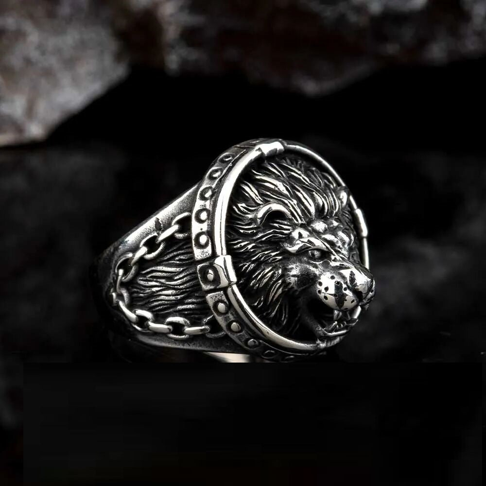 Oxidized Silver Ring With Roaring Lion