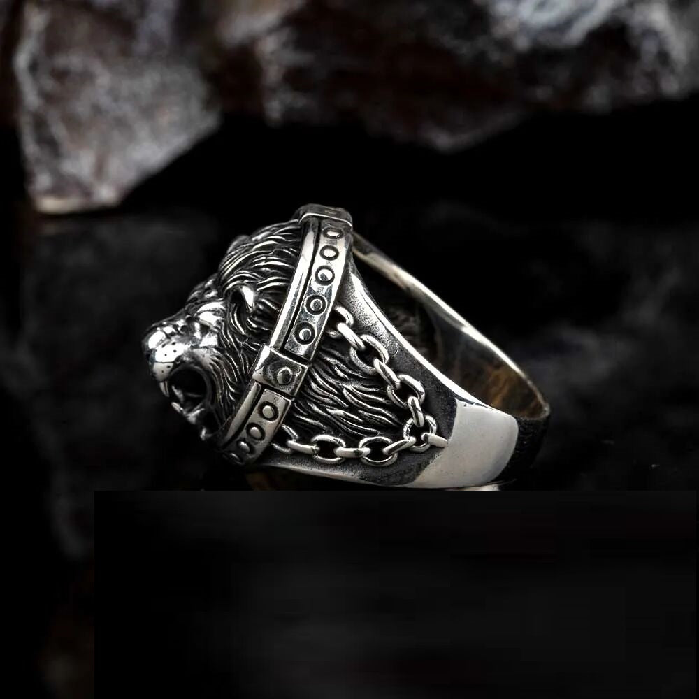 Oxidized Silver Ring With Roaring Lion
