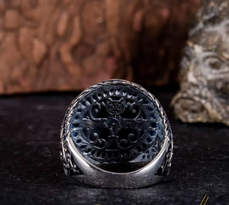 Round Blue Zircon Pieces Exclusive Silver Ring