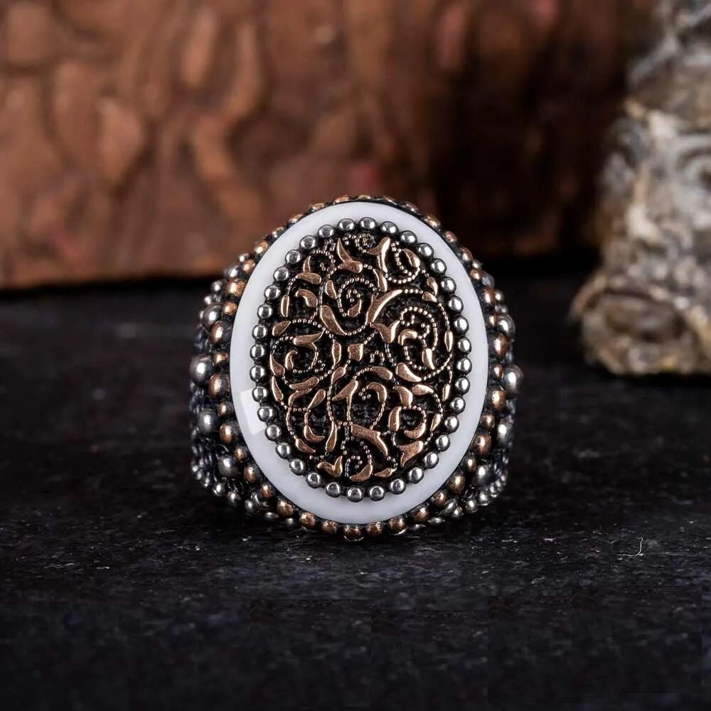 Stoneless Design Oxidized Silver Ring With White Frame