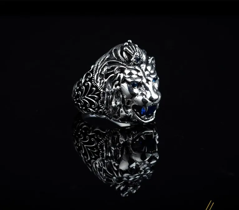 Roaring Lion Head Figure Blue Zircon Pieces Ring