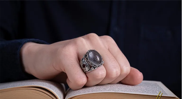 Traditional Durr-A-Najaf Silver Ring with Ayat Al Kursi