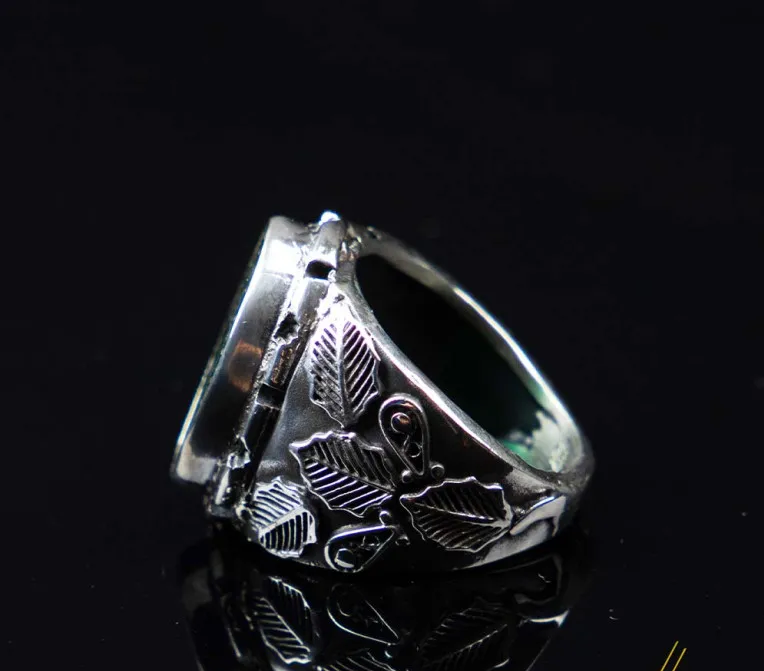 Ya Baqi al-Baqiyah Green Aqeeq Ring