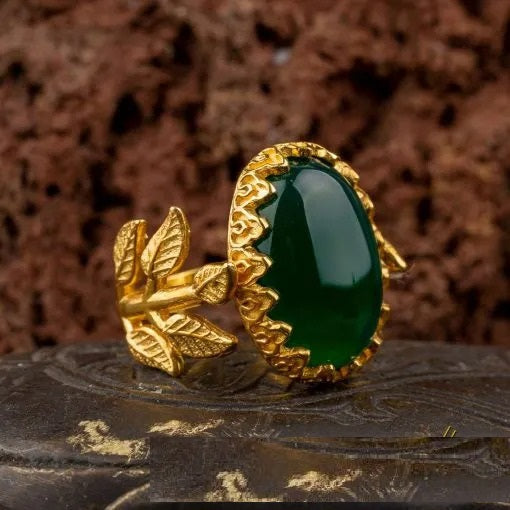 Green Aqeeq D Shape Hand Made Women Flower Ring