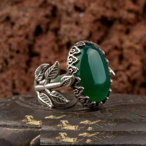 Green Aqeeq D Shape Hand Made Women Flower Ring