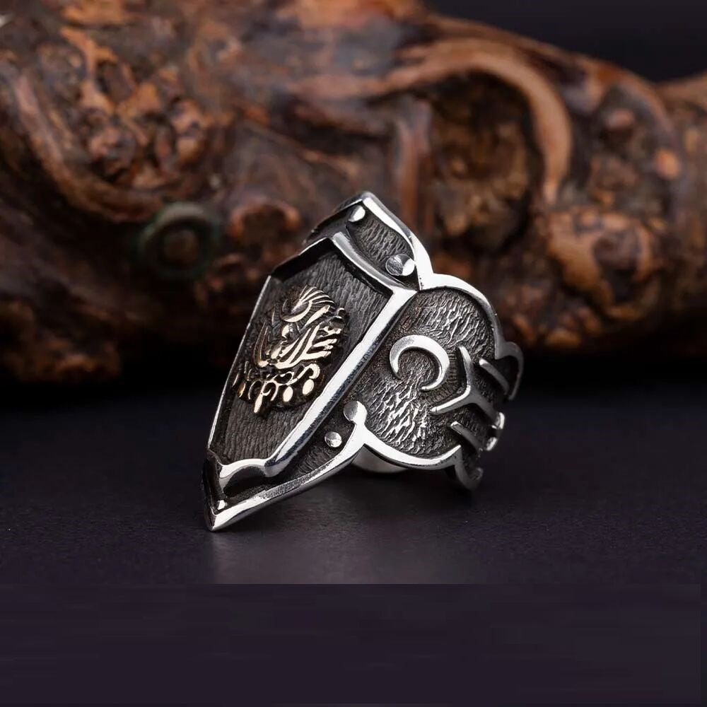 Heritage Collection Adjustable Thumb Ring With Coat of Arms