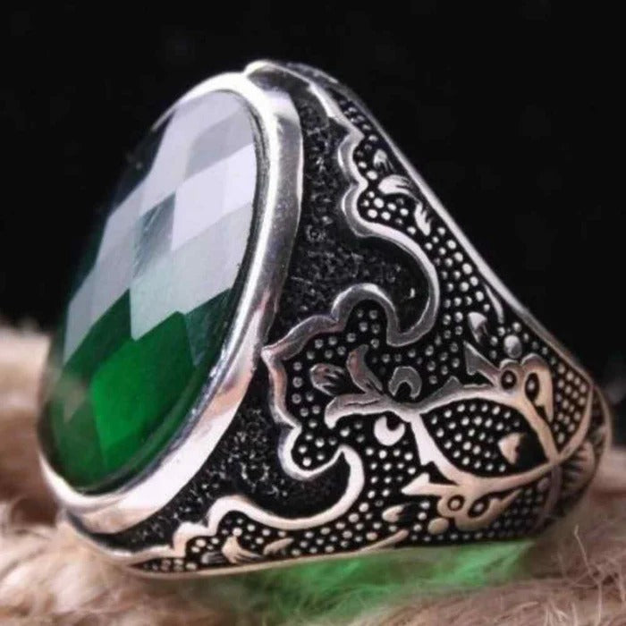 Exclusive Beautiful Emerald Stone 925 Sterling Silver Mens Ring